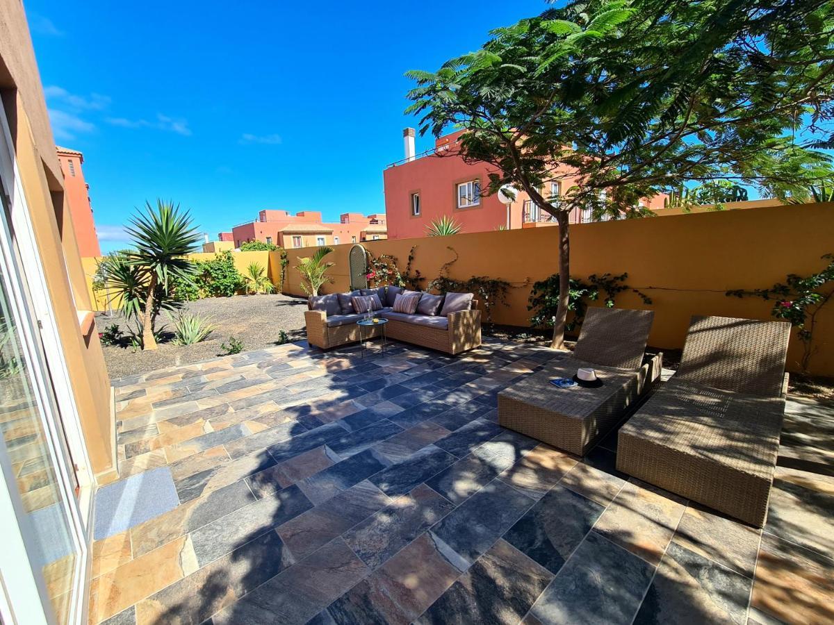 Casa Zalla 110M2, 200M2 Garden, Pool, 1Gb Wi-Fi, Private Parking Corralejo Exterior photo